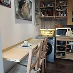 Zur Alten Salzstrasse 아파트